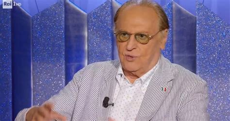 Renzo Arbore Confessione Sulla Malattia Ha Temuto Il Peggio