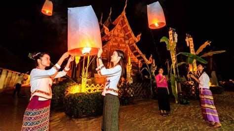 Yi Peng Lantern Festival Guide To Thailand S Magical Floating Lantern