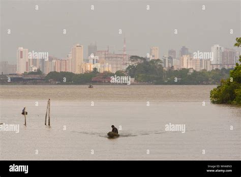 Brazil Canoe Hi Res Stock Photography And Images Alamy