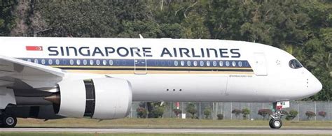 Turbolenza Sul Volo Londra Singapore L Aereo Precipita Un Morto E 54