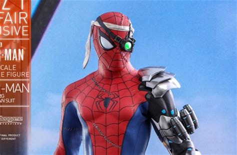 Hot Toys Marvel S Spider Man Cyborg Spider Man Suit