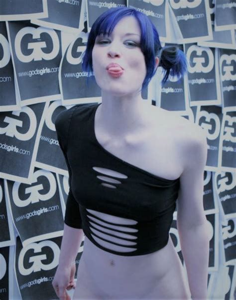 Hair Clothing Shoulder Beauty Fashion Porn Pic