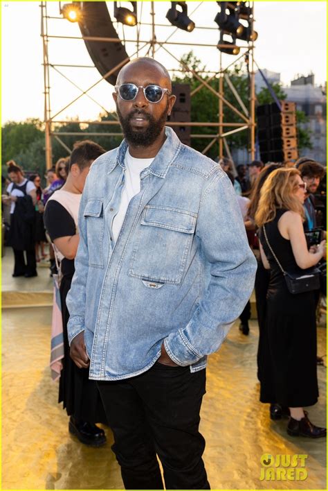 Photo Celebs At Louis Vuitton Paris Show Photo Just