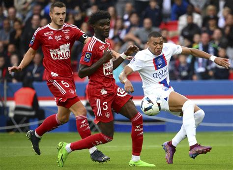 Psg Venci A Al Brest Por La Fecha De La Ligue En El Parque De