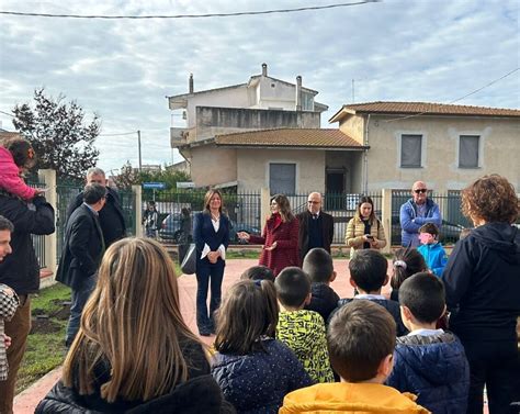 Nella Scuola Primaria Del Sacro Cuore La Festa Degli Alberi Piante