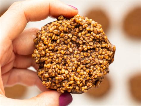 Minute Crunchy Chocolate Quinoa Crisps The Toasted Pine Nut