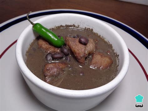 Sopa De Frijol Con Cerdo F Cil