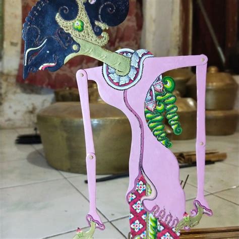 Jual Wayang kulit Dewi Kunti - Kab. Cirebon - WAS Gallery | Tokopedia