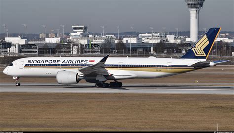 V Sme Singapore Airlines Airbus A Photo By Demo Airteamimages