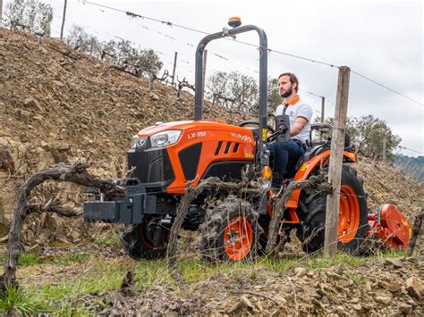 Tractores Compactos Kubota LX 351 DM Kubota Europe SAS