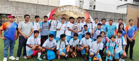 Grupo Flores Finaliza Torneo De F Tbol U Copa Centenario Jugando