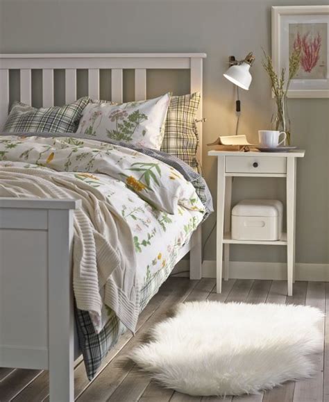 Pin by paersefone on dedans | Ikea hemnes bed, Bedroom furniture sets ...