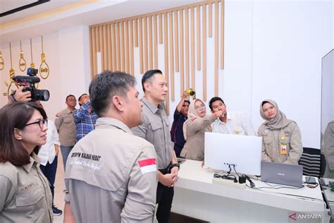 Menteri AHY Resmikan Layanan Sertifikat Elektronik 7 Kantor Di Jambi