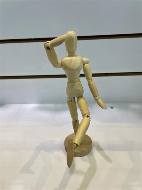 Boneco Manequim De Madeira Articulado Para Desenho 22cm MercadoLivre