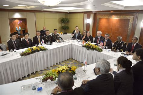 Us Defense Secretary Ash Carter Hosts A Meeting With South Korean