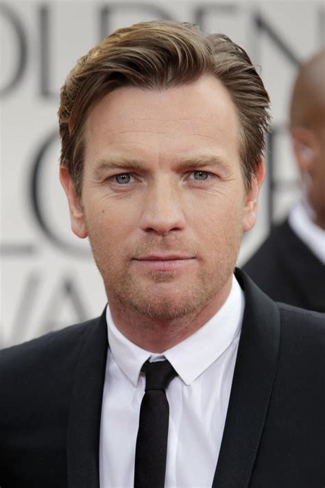 Ewan Mcgregor To Star In Upcoming Showtime Drama A Gentleman In Moscow