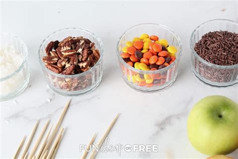 Caramel Apple Bar, A Cheap Way to Celebrate! - Fun Cheap or Free