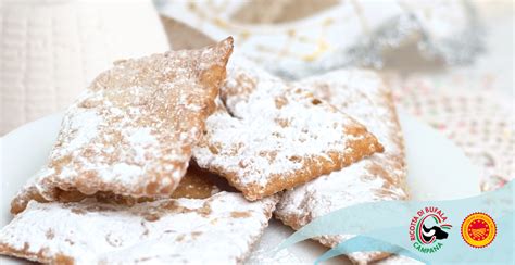 Chiacchiere Di Carnevale Con Ricotta Di Bufala Campana Dop Consorzio