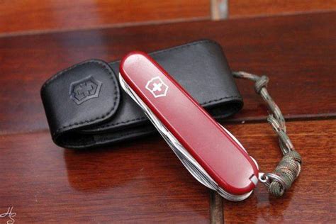 Нож Victorinox Huntsman - модель швейцарского ножа, мультитул ...