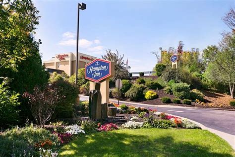 Hampton Inn Bedford $132 ($̶1̶5̶9̶) - UPDATED 2018 Prices & Hotel ...