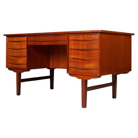 Danish Teak Desk With Floating Top At 1stDibs