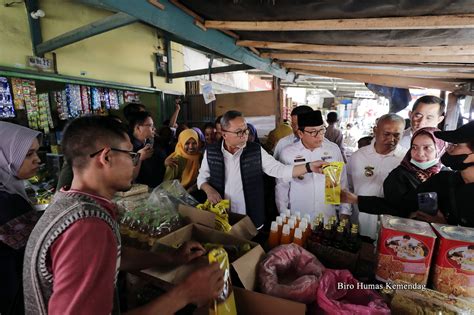 Harga Bahan Pokok Stabil Mendag Tak Perlu Khawatir Pasokan Banyak