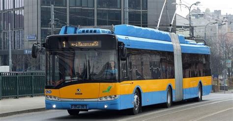 Fan Bus