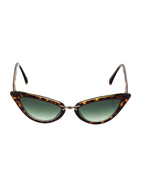 Oscar De La Renta X Morgenthal Frederics Cat Eye Gradient Sunglasses