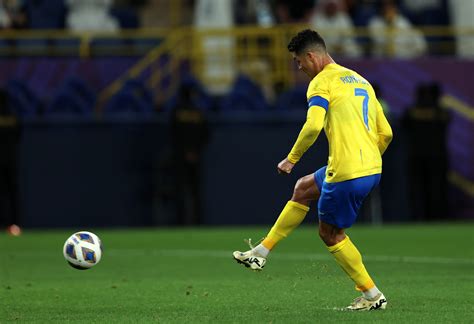 Ronaldo Ghi Bàn Nhưng Al Nassr Bị Loại ở Tứ Kết Champions League Châu Á