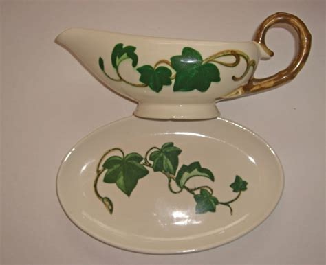 Metlox Poppytrail Vernonware California Ivy Pattern Large Gravy Boat