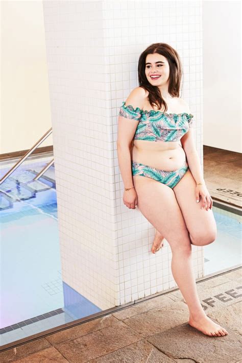 Hot Sexy Barbie Ferreira Bikini Pics