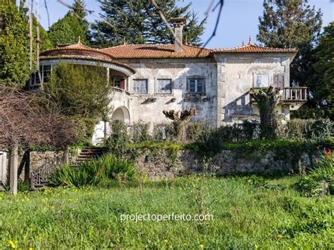 Property for sale in Mafamude e Vilar do Paraíso Porto Portugal