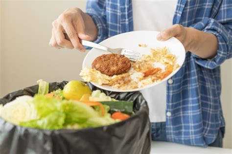 Tiras 70 Kg De Comida A La Basura Te Lo Puedes Permitir De Rechupete