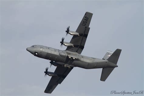 C130 Hercules by PlaneSpotterJanB on DeviantArt