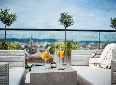 MOOONS Rooftop Bar - Rooftop Bar in Vienna | The Rooftop Guide