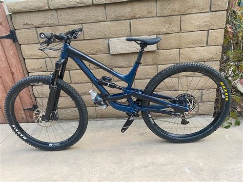 2019 YT Capra Large For Sale