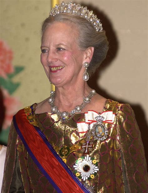 Richest royals: Net worth of European monarchy revealed - is the Queen ...