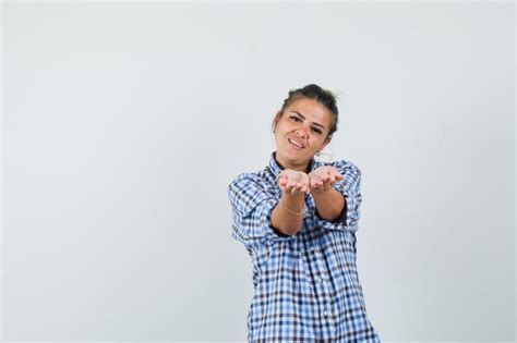 Fotos Menino Latina Freepik