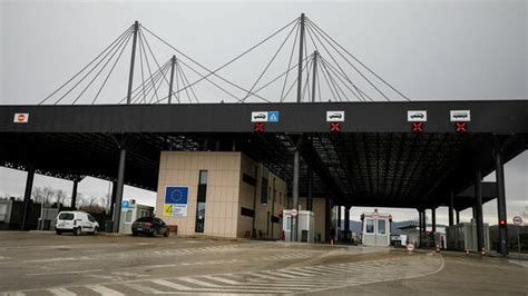 Kosovo closes largest border crossing to Serbia - News in Germany