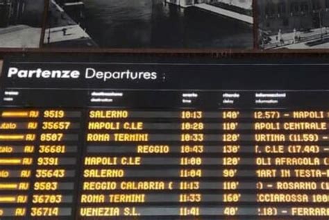 Treni interrotti è caos Italia spaccata a metà dal maltempo