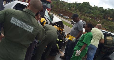 G Juatuba H Acidente Na Mg Fecha Pista No Sentido Mateus