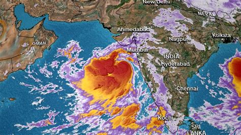 Developing 300000 Evacuated In India As Hurricane Strength Tropical