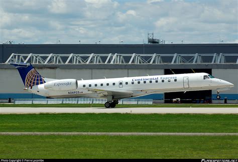 N14923 Continental Express Embraer ERJ 145LR Photo By Pierre Lacombe