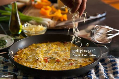 Frittata Pan Photos and Premium High Res Pictures - Getty Images