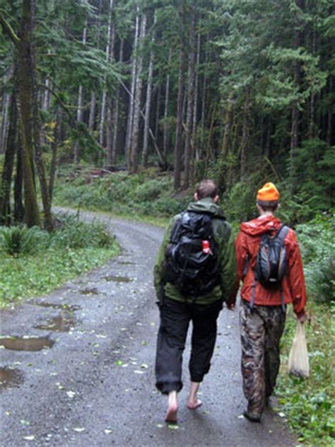 Barefoot Hiking Tips for Beginning Barefooters | Cascadia ...