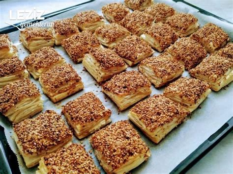 Simit Tadında Milföy Börek Tarifi Leziz Yemeklerim