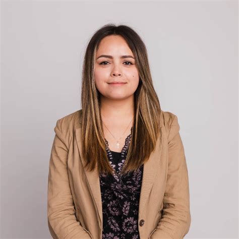 Evelin Torres Customer Service Representative Bio Creative Labs