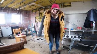 Pris par une caméra cachée une superbe blonde en train de baiser