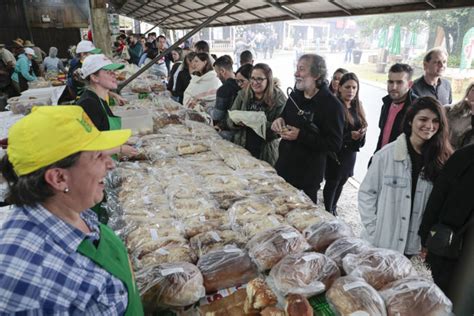 Come Ou Confira A Programa O Da Festa Da Col Nia Jornal Integra O