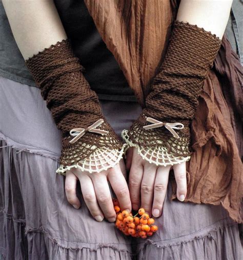 So Victorian Crochet Fingerless Gloves Crochet Wrist Warmers